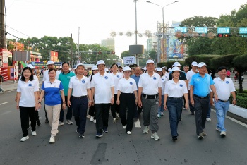 Cần Thơ: Từ phong trào đi bộ vì sức khỏe đến mục tiêu 30 phòng khám bác sỹ gia đình