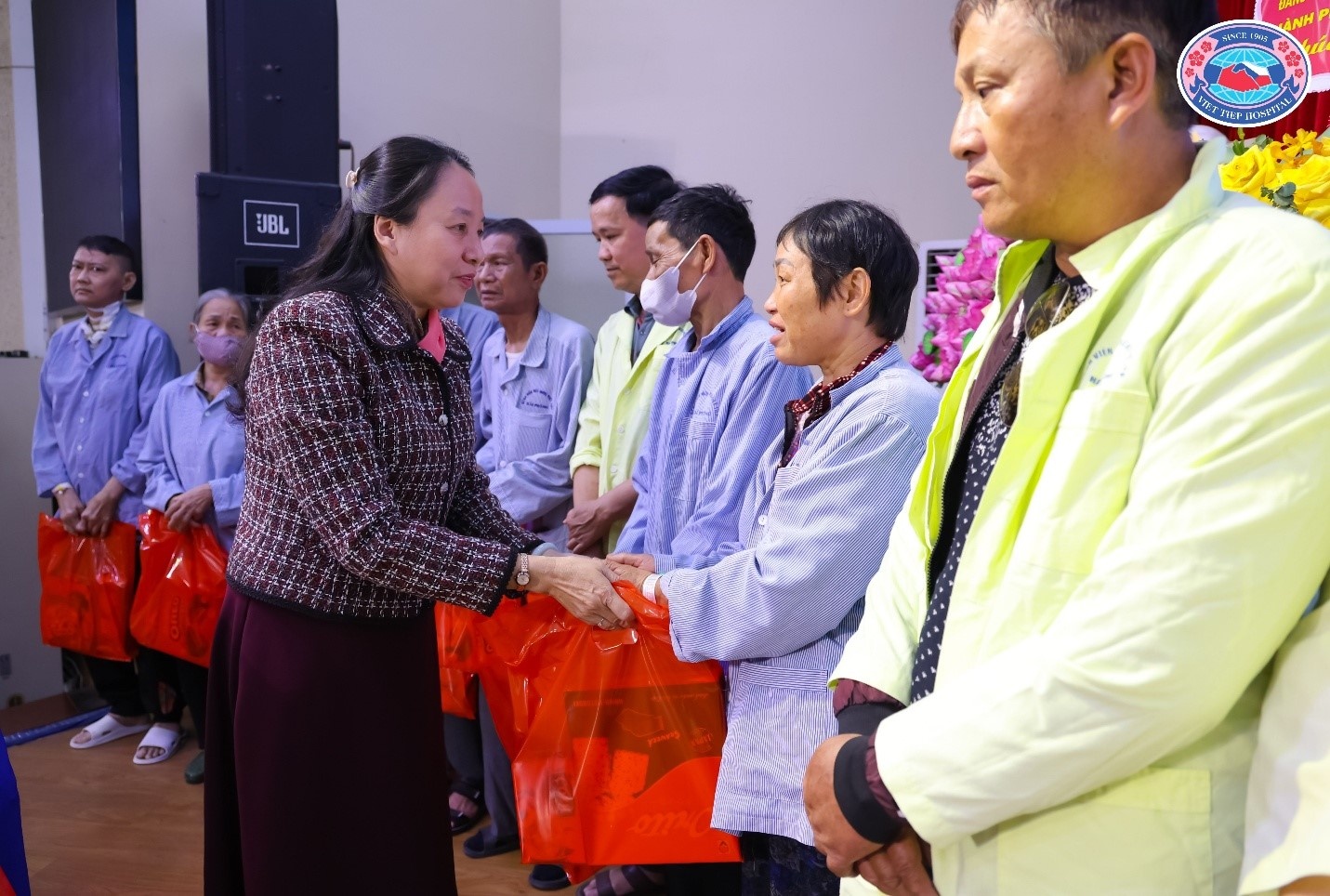 Dấu ấn ấm áp tại Bệnh viện Hữu Nghị Việt Tiệp (Hải Phòng) nhân Ngày Thầy thuốc Việt Nam