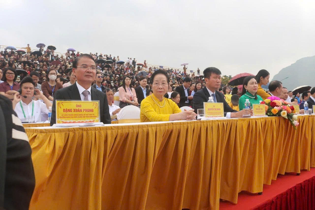 Hội xuân Tam Chúc - Dấu ấn văn hóa nghệ thuật trong không gian Di tích quốc gia đặc biệt