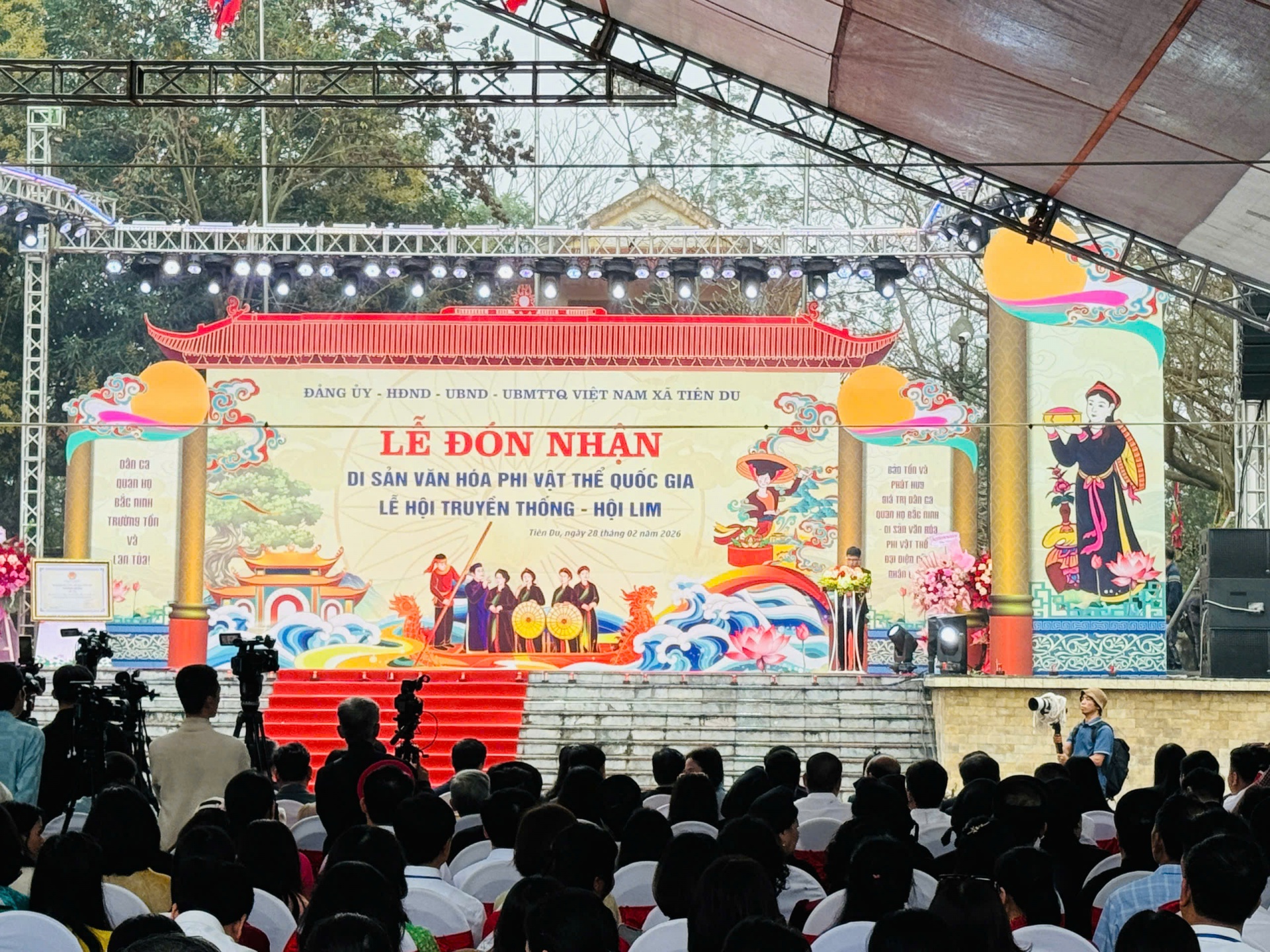 Bắc Ninh đón nhận danh hiệu Di sản văn hóa phi vật thể Quốc gia đối với hội Lim