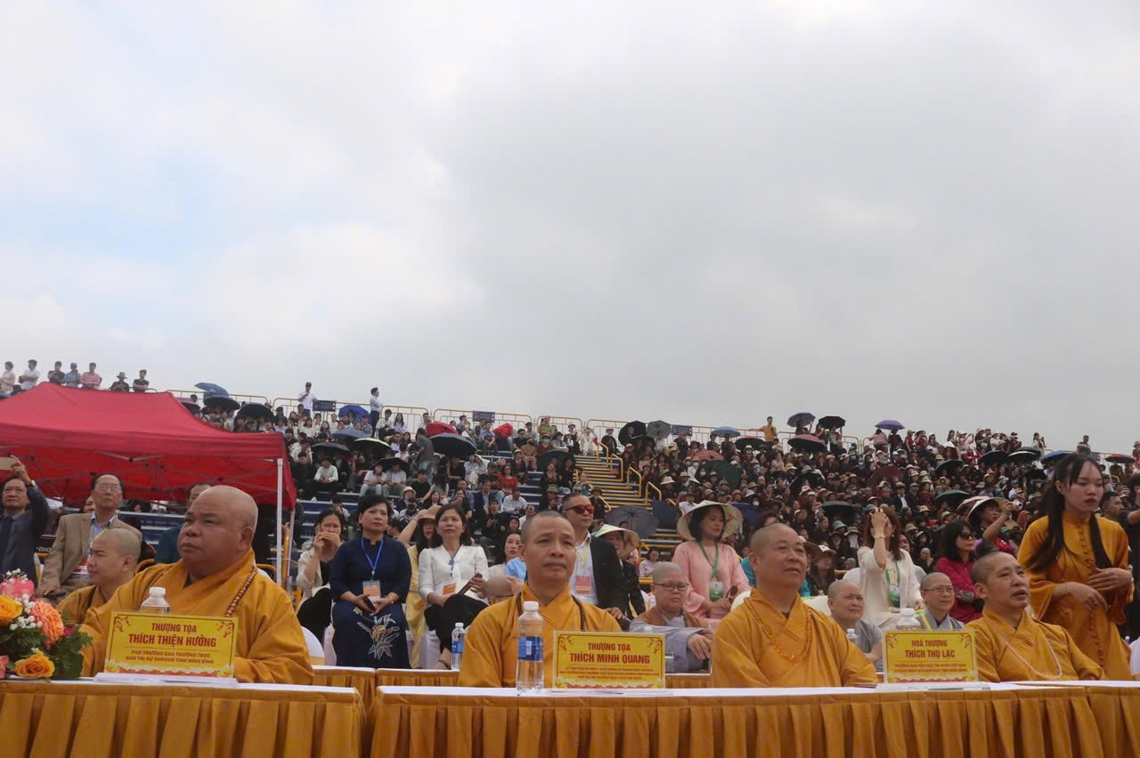 Hội xuân Tam Chúc - Dấu ấn văn hóa nghệ thuật trong không gian Di tích quốc gia đặc biệt