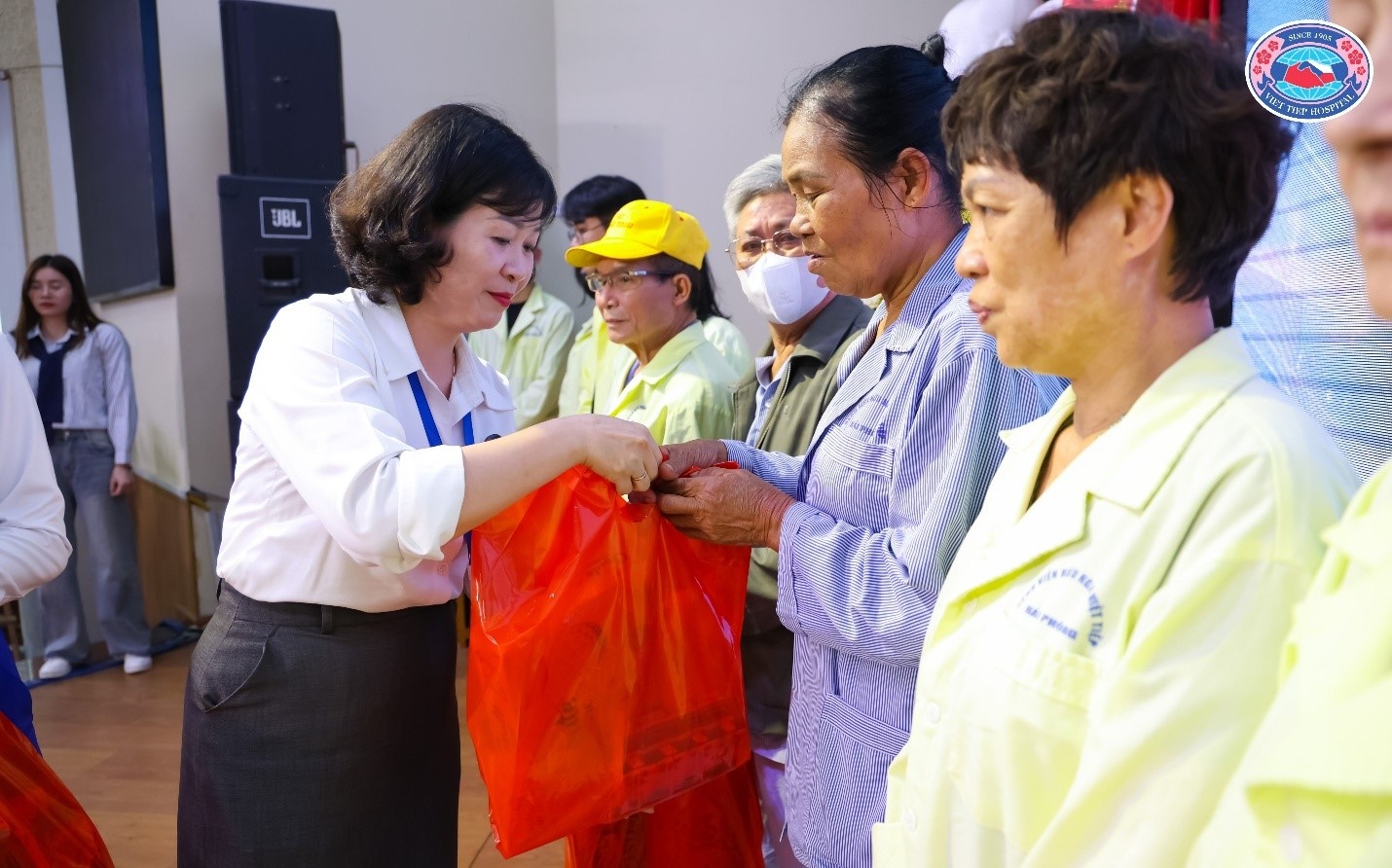 Dấu ấn ấm áp tại Bệnh viện Hữu Nghị Việt Tiệp (Hải Phòng) nhân Ngày Thầy thuốc Việt Nam