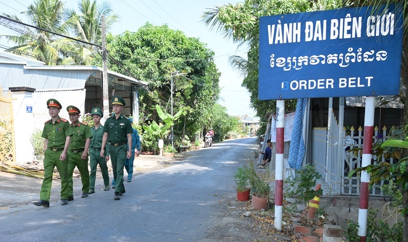 Bộ đội Biên phòng bảo vệ vững chắc chủ quyền biên giới Tây Nam Bộ đội Biên phòng bảo vệ vững chắc chủ quyền biên giới Tây Nam