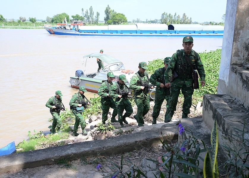 Bộ đội Biên phòng bảo vệ vững chắc chủ quyền biên giới Tây Nam Bộ đội Biên phòng bảo vệ vững chắc chủ quyền biên giới Tây Nam