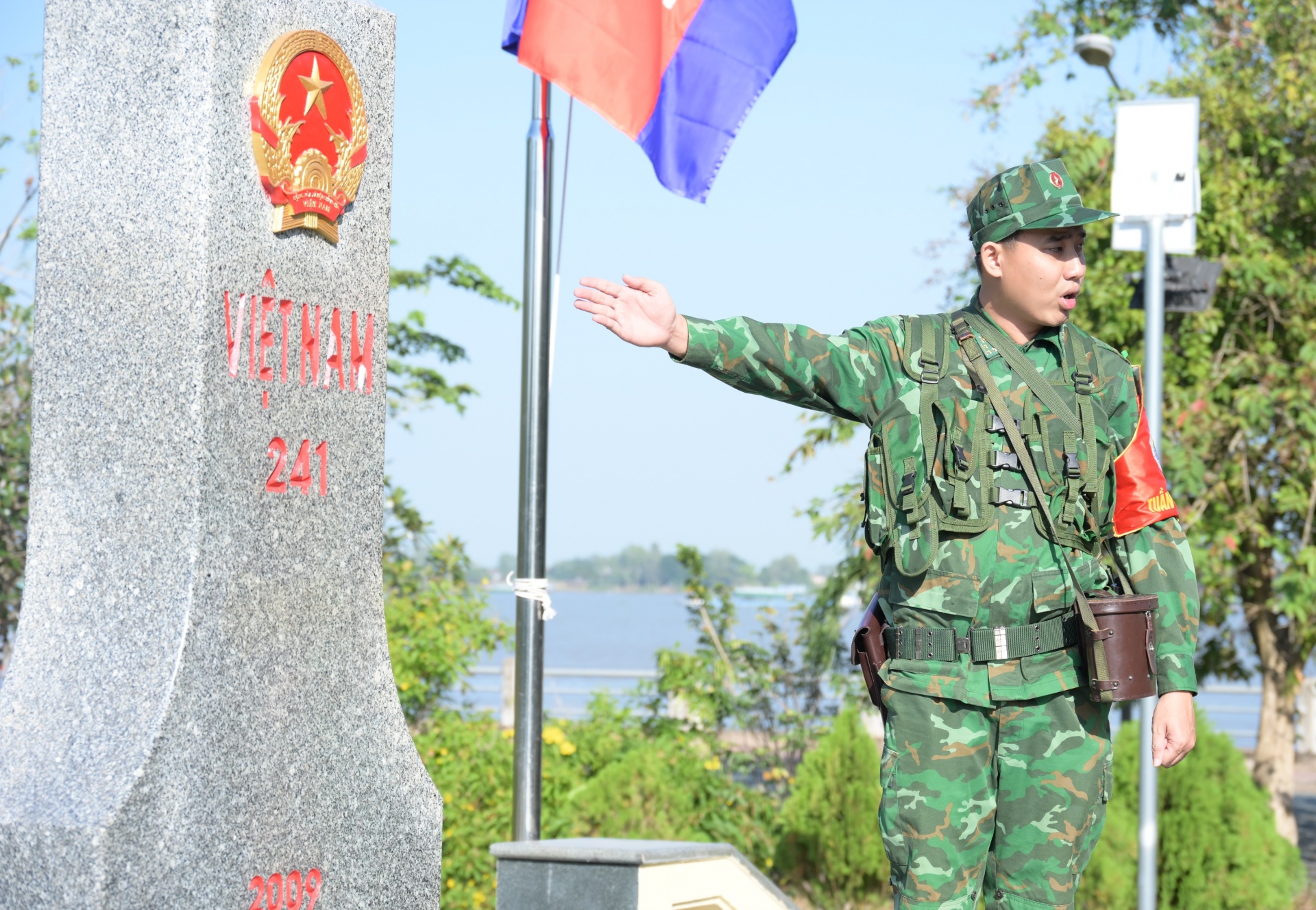 Bộ đội Biên phòng bảo vệ vững chắc chủ quyền biên giới Tây Nam Bộ đội Biên phòng bảo vệ vững chắc chủ quyền biên giới Tây Nam