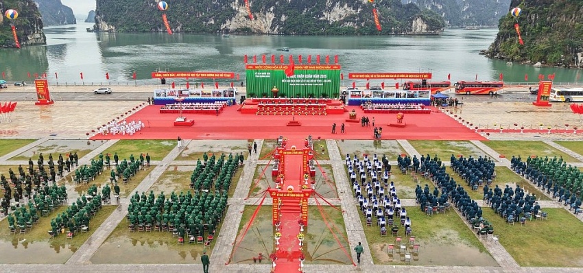 Quảng Ninh: Hơn 2.300 thanh niên ưu tú lên đường nhập ngũ