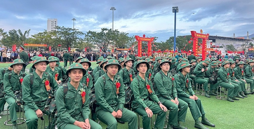 Quảng Ninh: Hơn 2.300 thanh niên ưu tú lên đường nhập ngũ