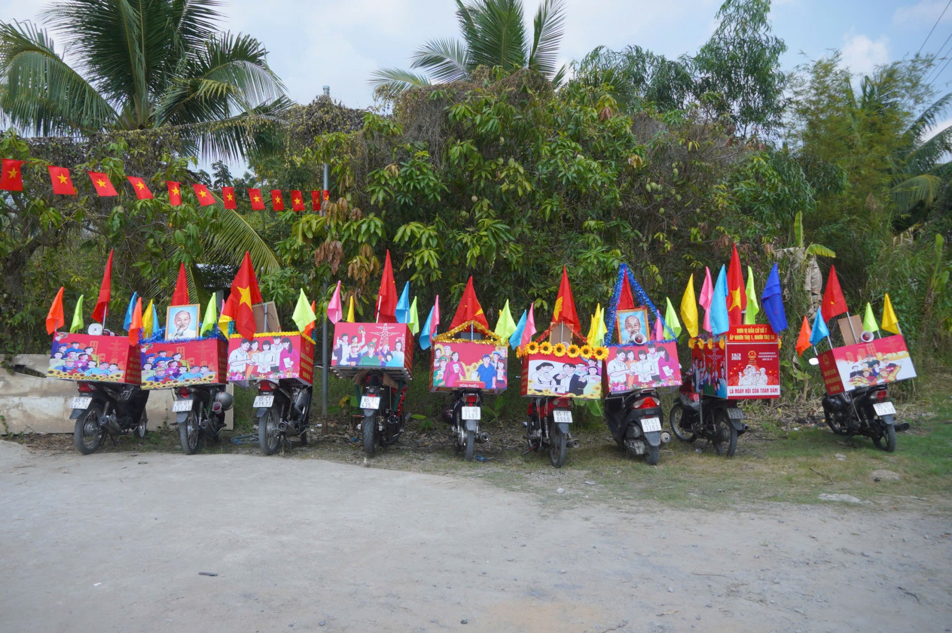 Phó Chủ tịch Quốc hội Trần Quang Phương làm việc với Ủy ban Bầu cử thành phố Cần Thơ