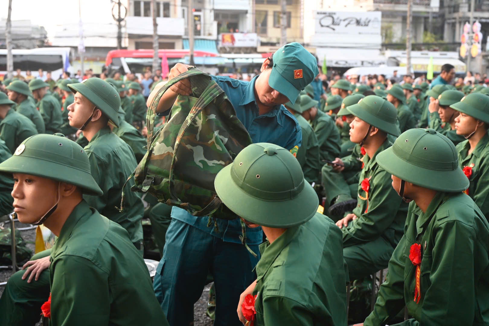 Trang trọng, an toàn Lễ giao, nhận quân tại 46 điểm của Quân khu 9