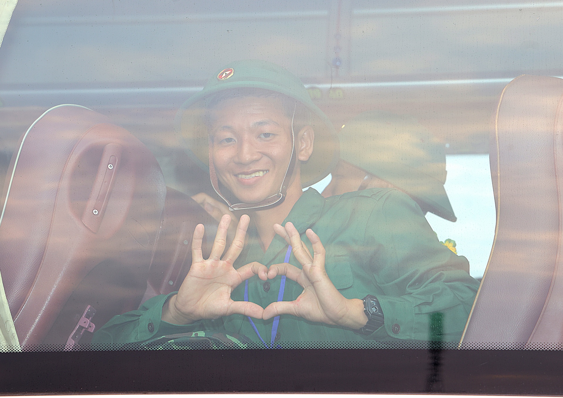 Trang trọng, an toàn Lễ giao, nhận quân tại 46 điểm của Quân khu 9