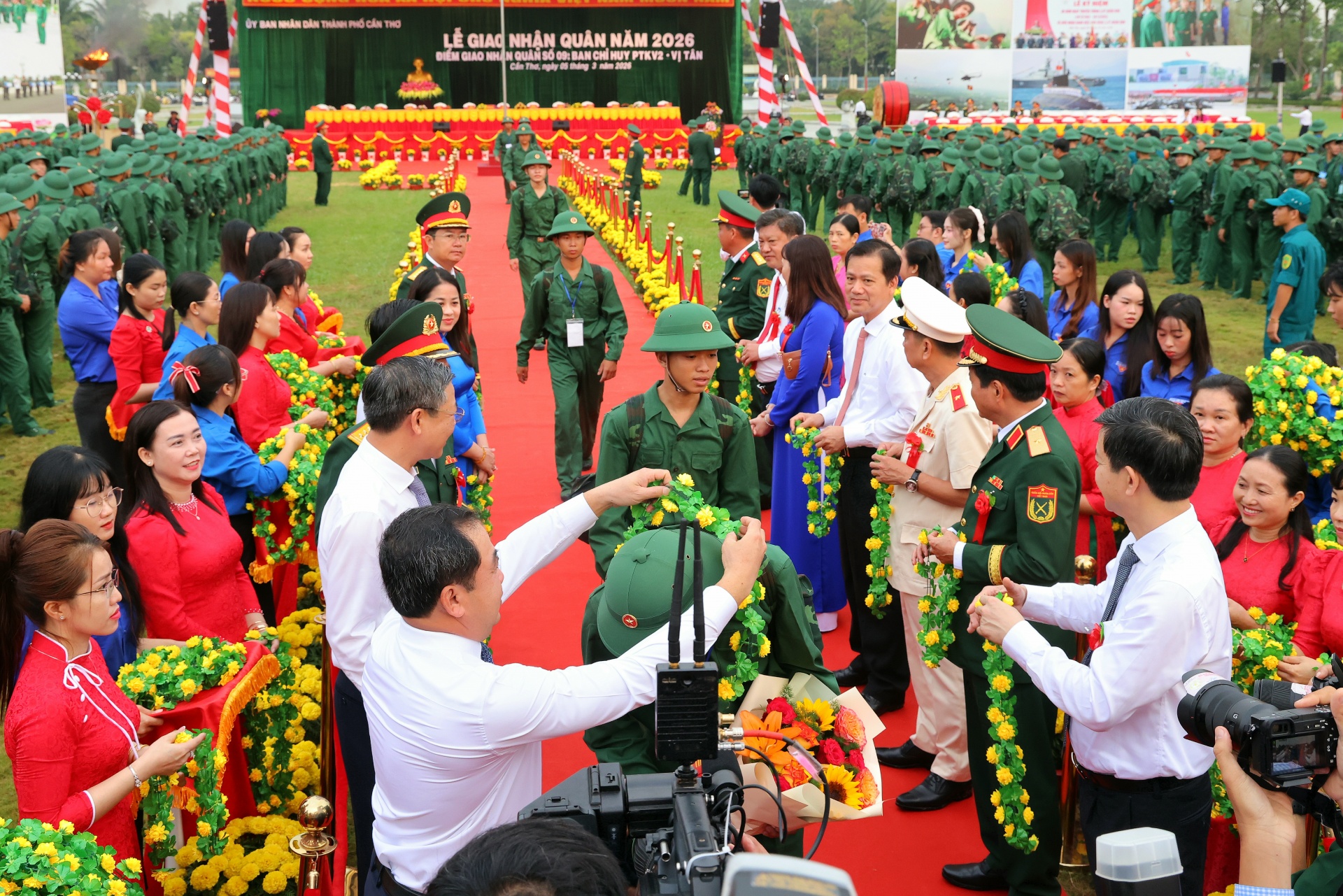 Trang trọng, an toàn Lễ giao, nhận quân tại 46 điểm của Quân khu 9