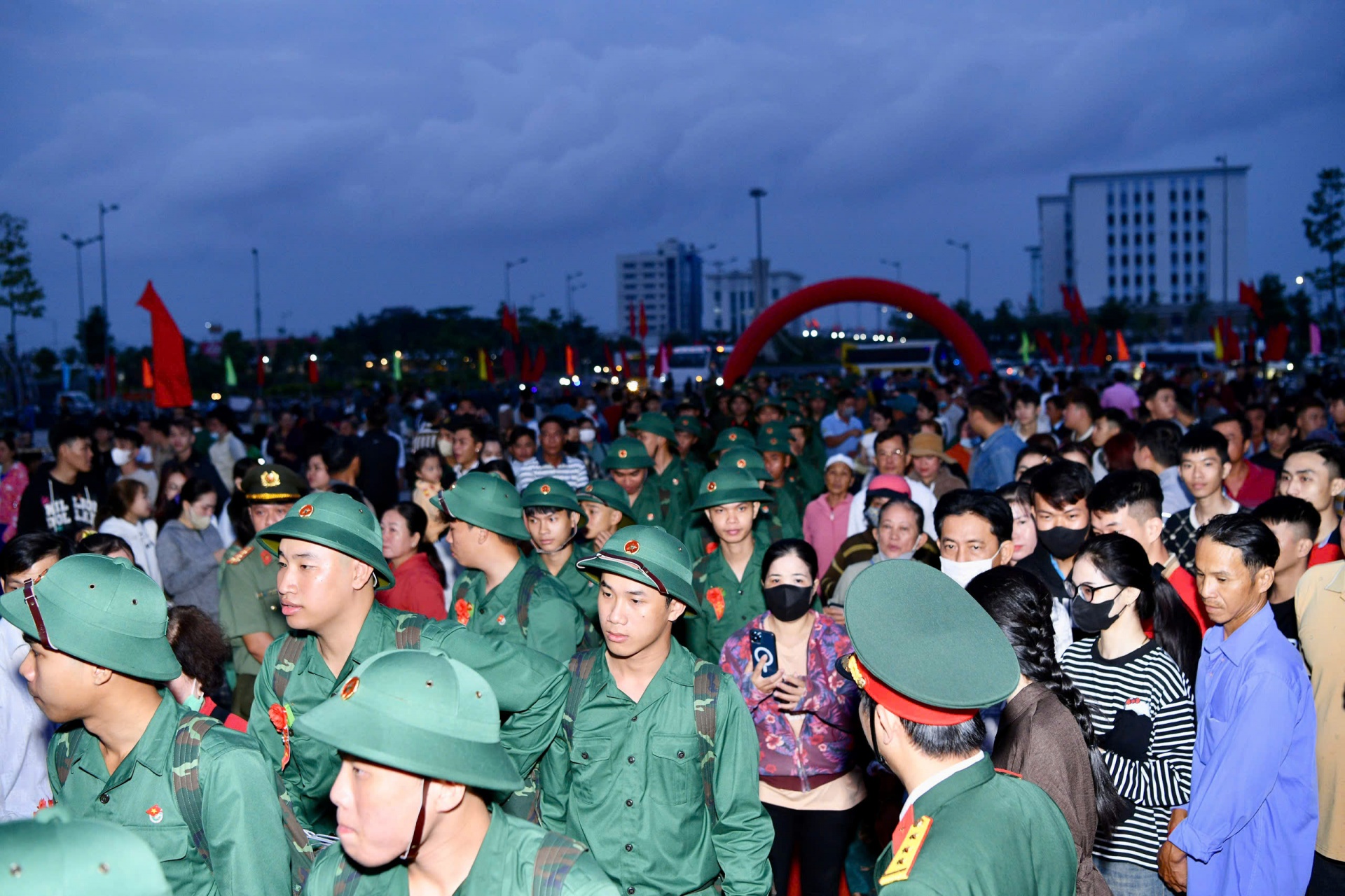 Trang trọng, an toàn Lễ giao, nhận quân tại 46 điểm của Quân khu 9