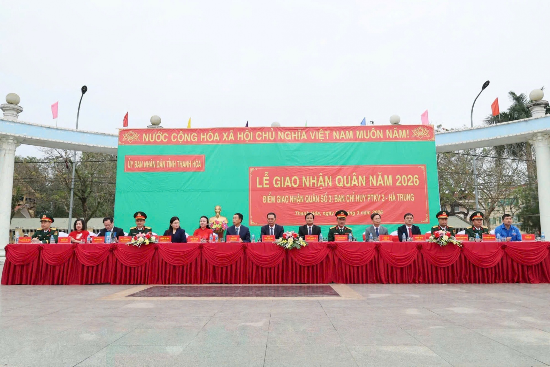 Thanh Hóa: Hơn 3.800 thanh niên hào hứng nhập ngũ