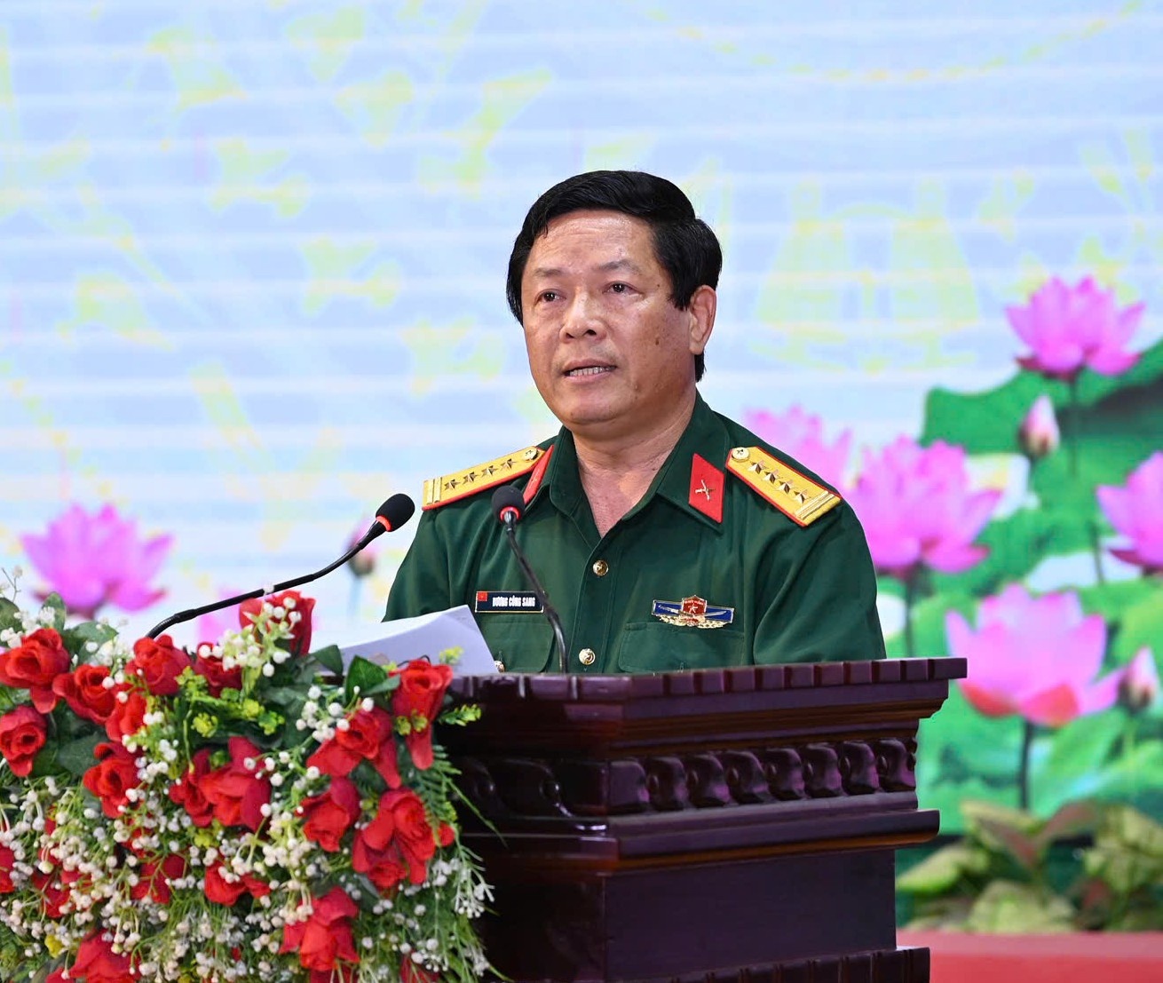 Quân khu 9: Khen thưởng nhiều tập thể, cá nhân trong tuyên truyền các hoạt động quân sự, quốc phòng Quân khu 9: Khen thưởng nhiều tập thể, cá nhân trong tuyên truyền các hoạt động quân sự, quốc phòng