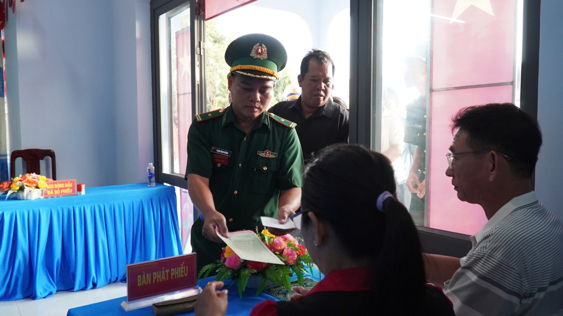 Không khí hướng về ngày bầu cử lan tỏa khắp các địa phương ở Cà Mau