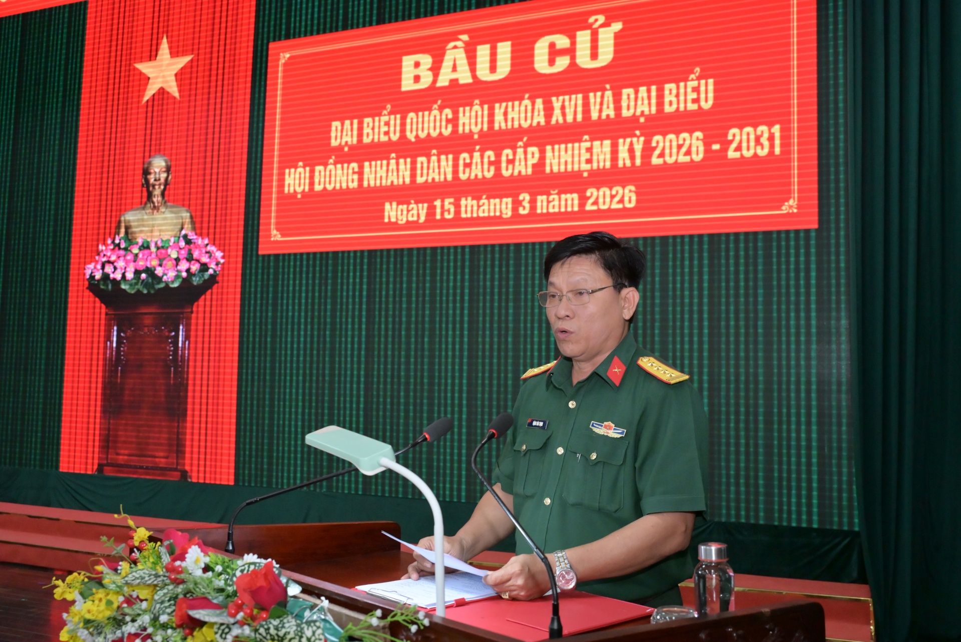 Cử tri LLVT Quân khu 9 hân hoan đi bỏ phiếu