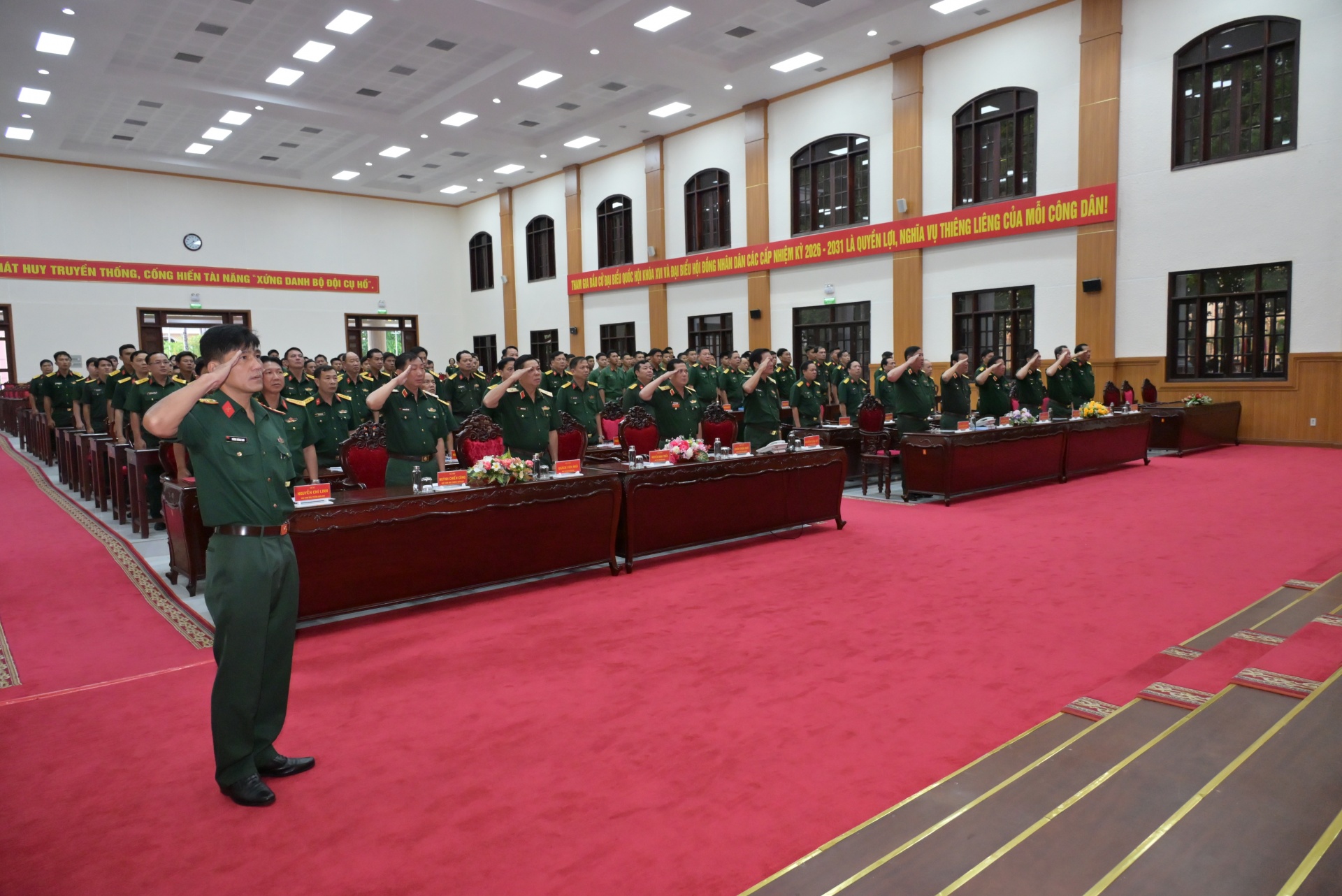 Cử tri LLVT Quân khu 9 hân hoan đi bỏ phiếu