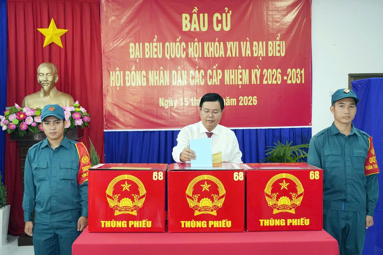 Cử tri ĐBSCL tích cực tham gia ngày hội bầu cử của toàn dân