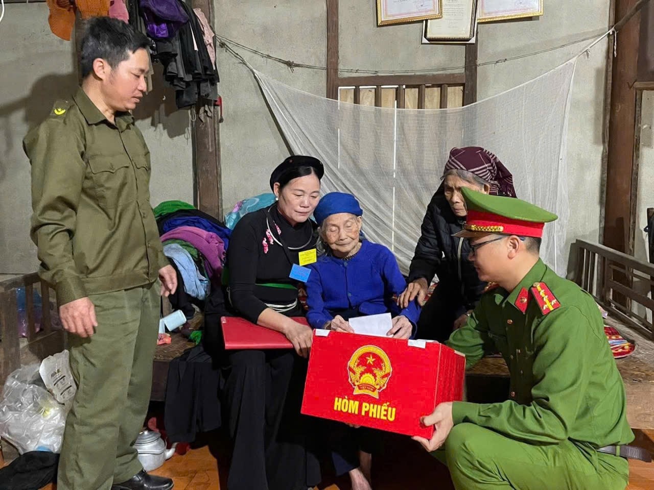 Công an tỉnh Tuyên Quang, quyết tâm đảm bảo quyền lợi của cử tri