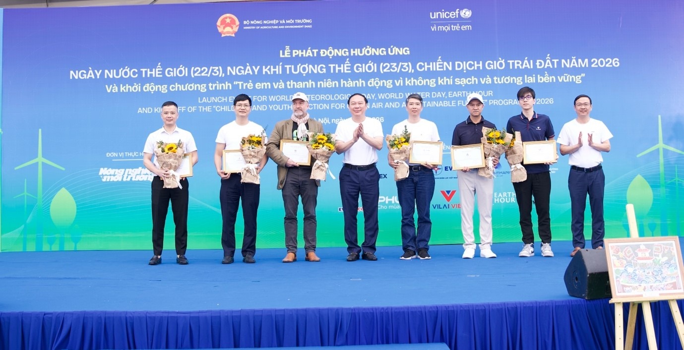 Tân Á Đại Thành tài trợ 1 tỷ đồng hỗ trợ cộng đồng khó khăn hưởng ứng Ngày Nước thế giới 2026 Tân Á Đại Thành tài trợ 1 tỷ đồng hỗ trợ cộng đồng khó khăn hưởng ứng Ngày Nước thế giới 2026