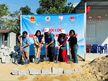 Khởi công xây dựng nhà Nhân ái cho hộ nghèo