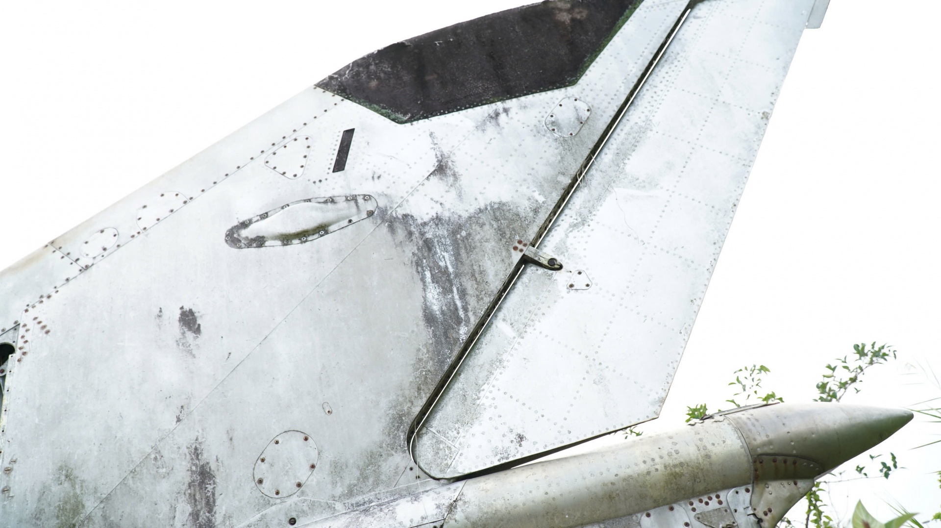 Vụ máy bay MiG-21 “bỏ quên” tại Cà Mau