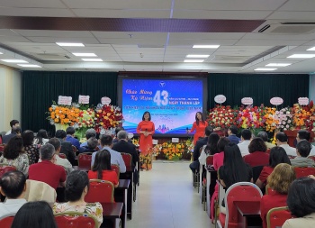 vusta hanh trinh 43 nam ben bi kien tao va cong hien