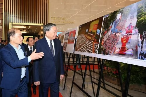 Tăng cường sự lãnh đạo của Đảng đối với hoạt động xuất bản trong tình hình mới