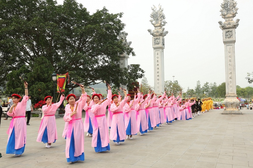 Phú Thọ: Du khách háo hức tìm về đất Mẫu trước ngày hội lớn Phú Thọ: Du khách háo hức tìm về đất Mẫu trước ngày hội lớn