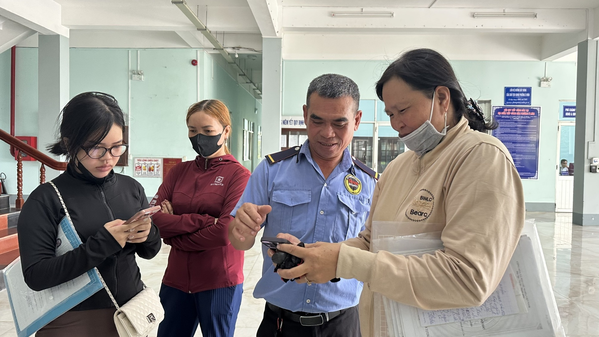 Trung tâm hành chính công Ô Môn (Cần Thơ): Không trễ hẹn giữa áp lực hồ sơ gia tăng