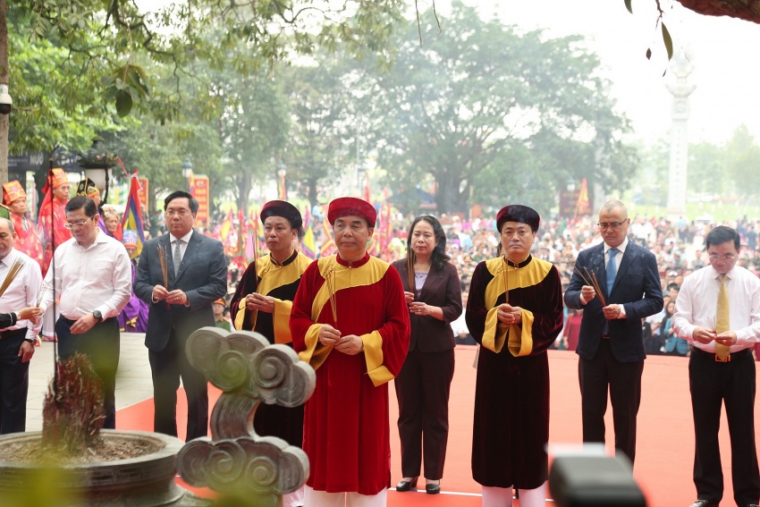 Phú Thọ: Phó Chủ tịch nước Võ Thị Ánh Xuân cùng nhiều lãnh đaọ Bộ, ngành dự lễ Khai hội Tây Thiên Phú Thọ: Phó Chủ tịch nước Võ Thị Ánh Xuân cùng nhiều lãnh đaọ Bộ, ngành dự lễ Khai hội Tây Thiên