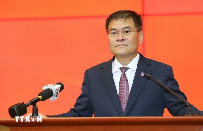 Ông Bùi Văn Khắng, Phó Bí thư Tỉnh ủy Quảng Ninh nhiệm kỳ 2025-2030, Chủ tịch Ủy ban Nhân dân tỉnh Quảng Ninh nhiệm kỳ 2021-2026. (Ảnh: TTXVN) Ông Bùi Văn Khắng, Phó Bí thư Tỉnh ủy Quảng Ninh nhiệm kỳ 2025-2030, Chủ tịch Ủy ban Nhân dân tỉnh Quảng Ninh nhiệm kỳ 2021-2026. (Ảnh: TTXVN)