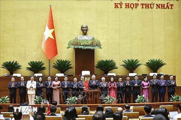 Quốc hội khóa XVI bầu 6 Phó Chủ tịch Quốc hội, trong đó có 2 thành viên là nữ