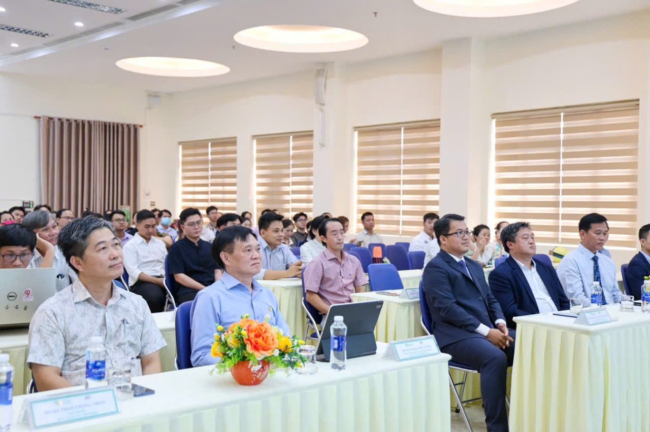 Toàn cảnh hội thảo về điều trị vết thương mạn tính tại Bệnh viện đa khoa Thiện Hạnh. Ảnh: Đức Sỹ