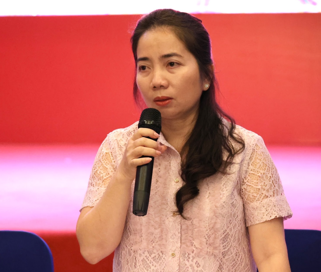  Bà Đặng Thị Thủy (ảnh), Phó Giám đốc Sở NN-MT Đắk Lắk, cho biết địa phương đang đẩy mạnh thu gom, xử lý bao bì thuốc BVTV để giảm ô nhiễm môi trường.