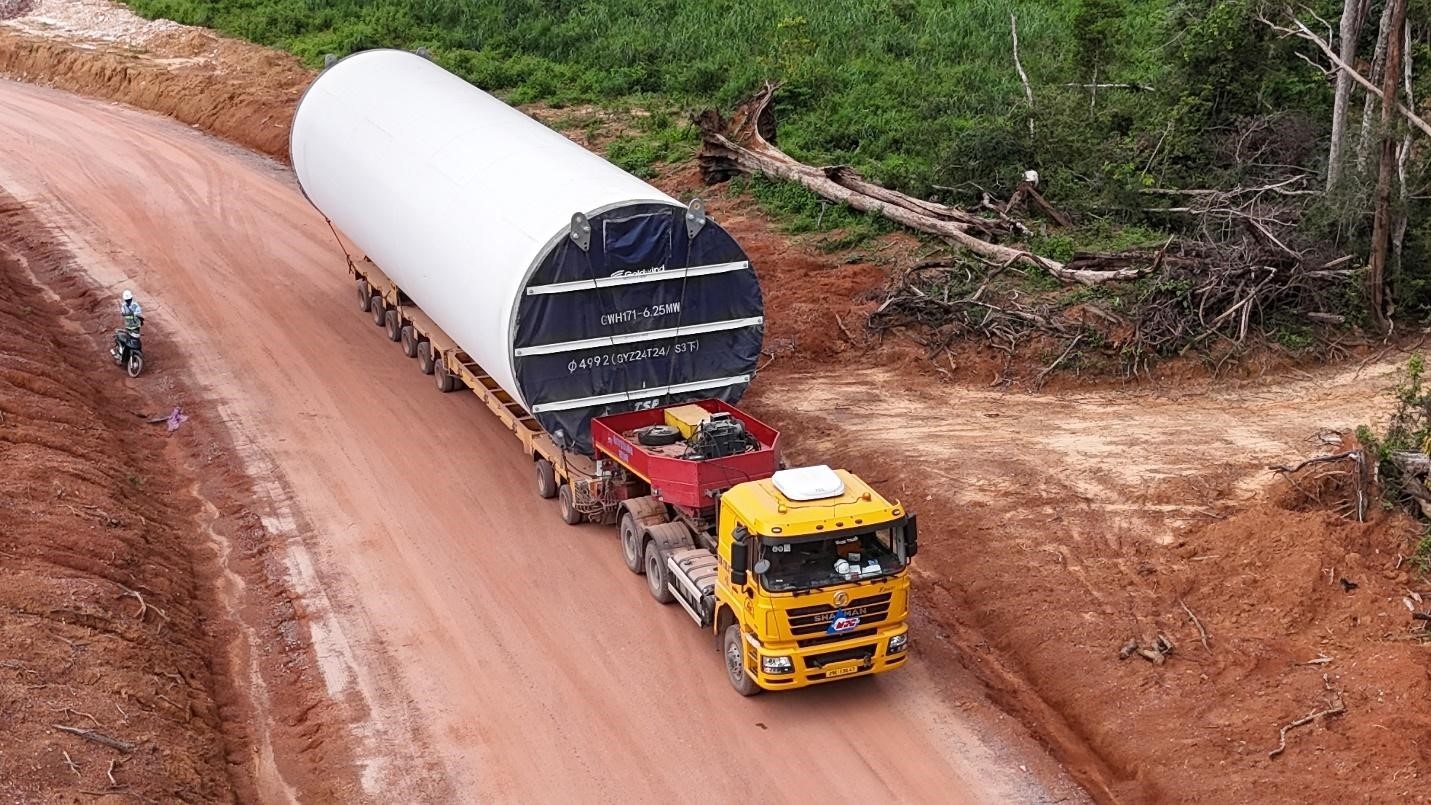 Kỳ tích Savan 1 - Từ công trường ‘3 không’ đến dòng điện vượt biên giới