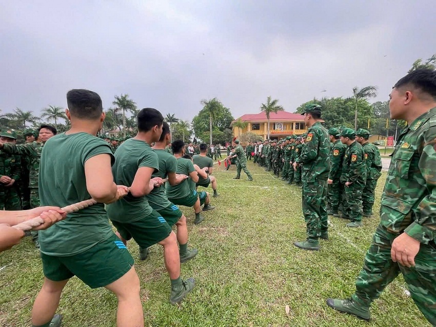 Trung tâm Huấn luyện Bộ đội Biên phòng Quyết tâm hoàn thành xuất sắc nhiệm vụ, xứng đáng với niềm tin yêu của gia đình, quê hương và Lực lượng Bộ đội