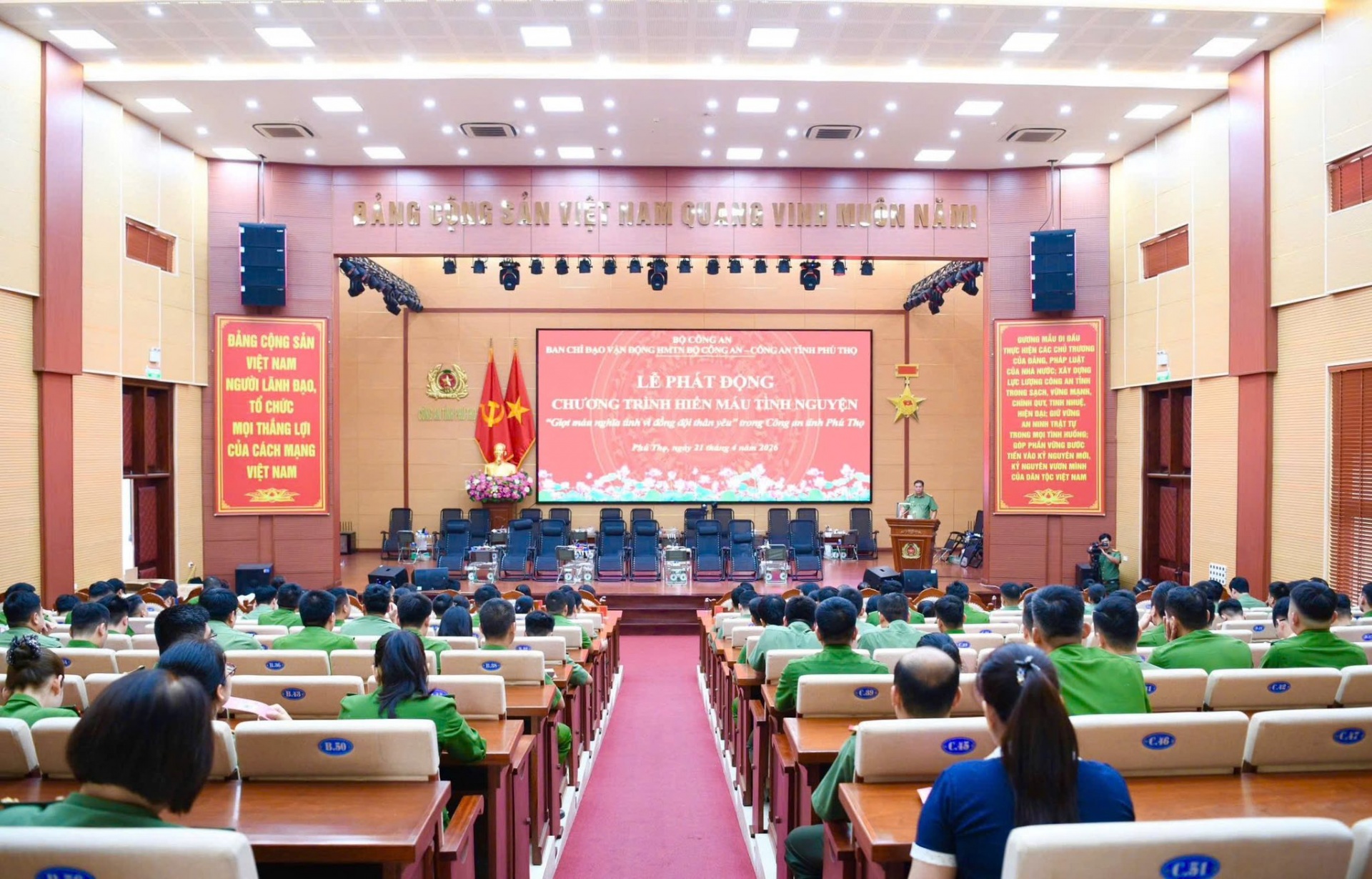 Phú Thọ: Hàng trăm cán bộ, chiến sĩ Công an tỉnh tham gia hiến máu