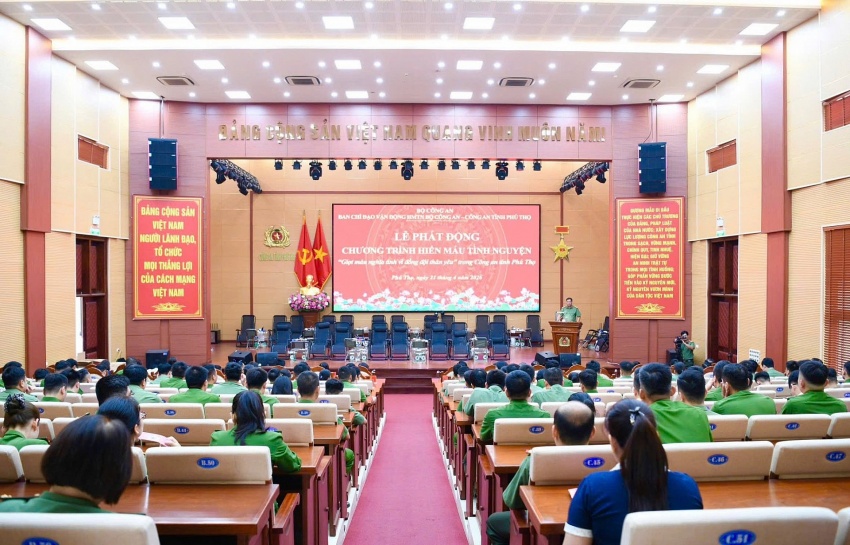 Phú Thọ: Hàng trăm cán bộ, chiến sĩ Công an tỉnh tham gia hiến máu