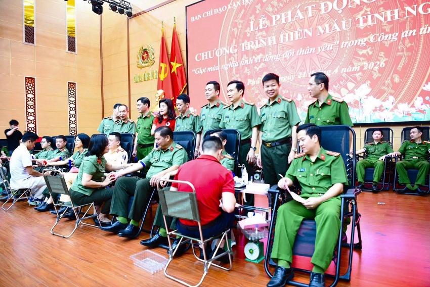 Phú Thọ: Hàng trăm cán bộ, chiến sĩ Công an tỉnh tham gia hiến máu