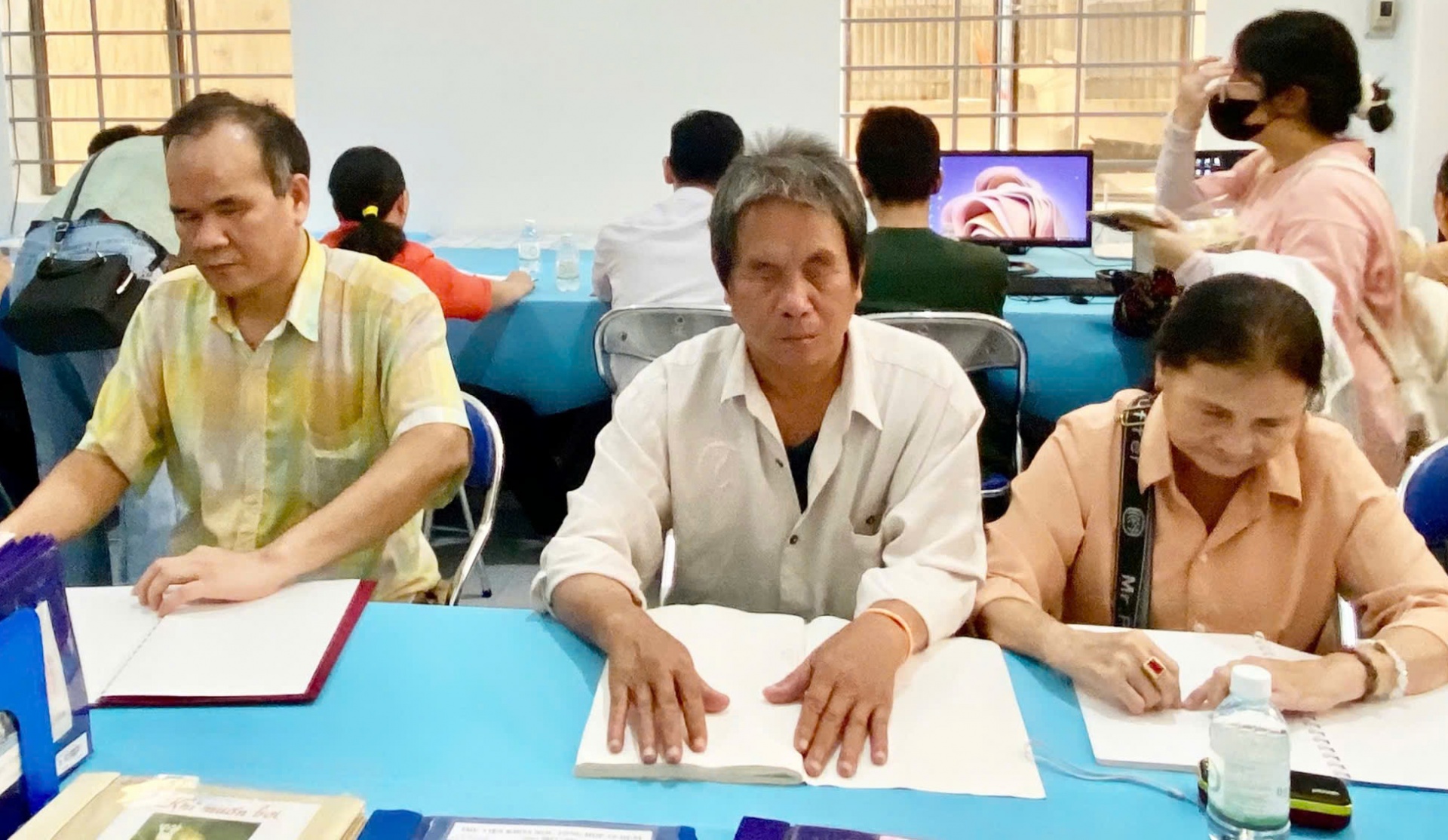 “Đọc để đổi mới – Học để vươn xa”