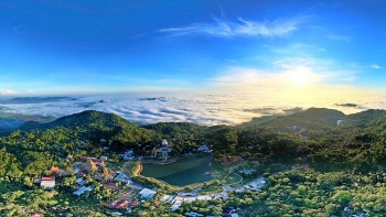 Bỏ "barie" thu phí: Du khách thong dong, nguồn thu minh bạch