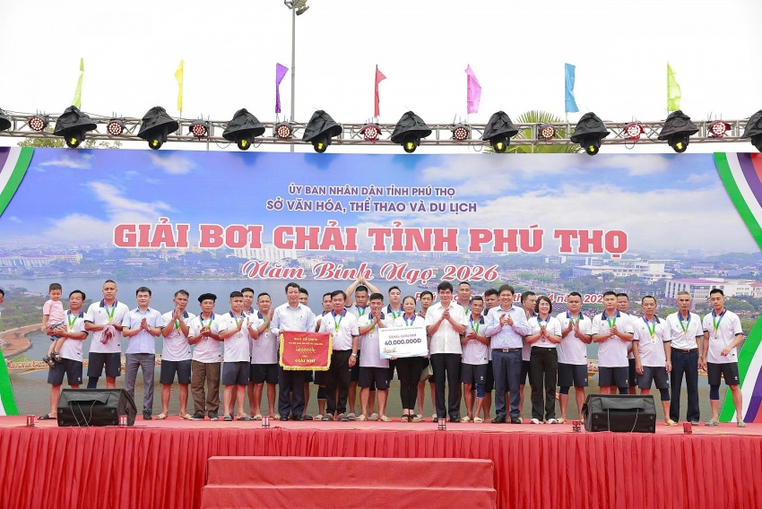 Phú Thọ: Sôi nổi Giải bơi chải tại Công viên Văn Lang trong dịp Lễ hội Đền Hùng