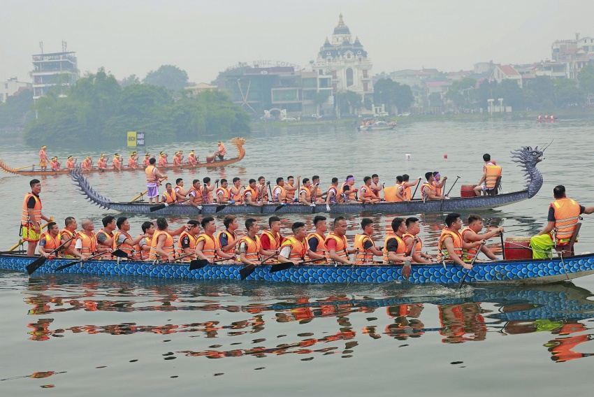 Phú Thọ: Sôi nổi Giải bơi chải tại Công viên Văn Lang trong dịp Lễ hội Đền Hùng
