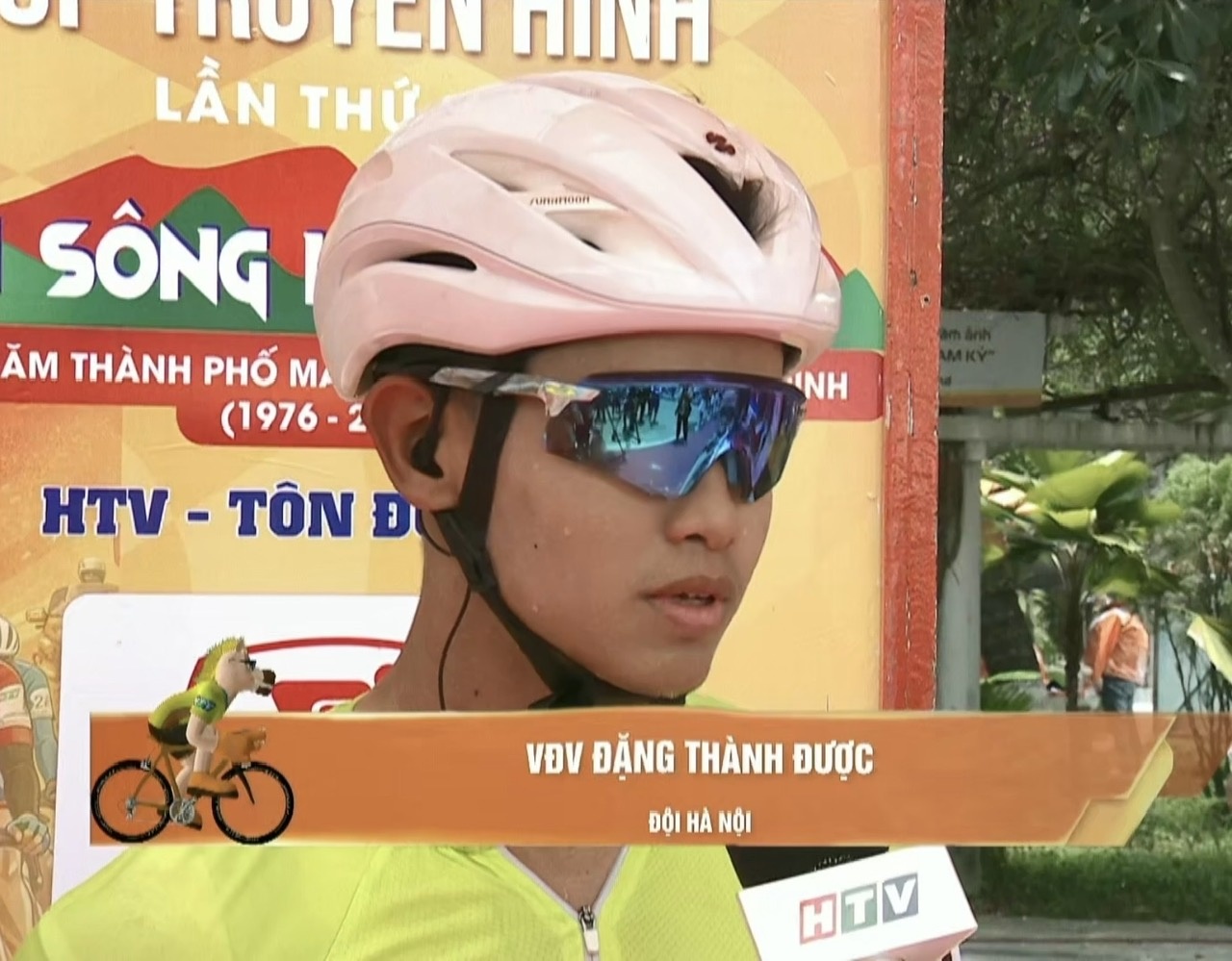 Hàng ngàn người dân Cần Thơ đón đoàn đua Cuộc đua Xe đạp toàn quốc  tranh Cúp Truyền hình Thành phố Hồ Chí Minh