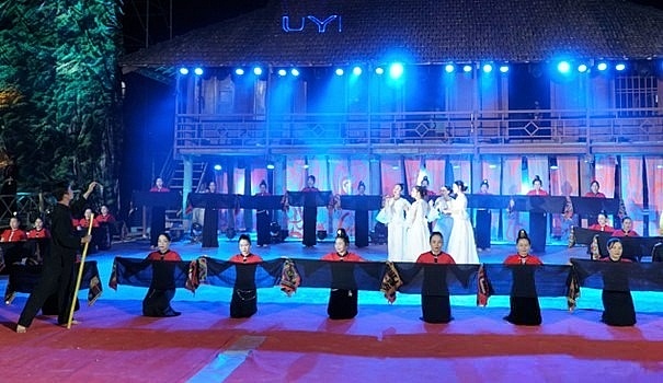 Sân khấu hóa di sản – Cách làm mới trong bảo tồn văn hóa Điện Biên