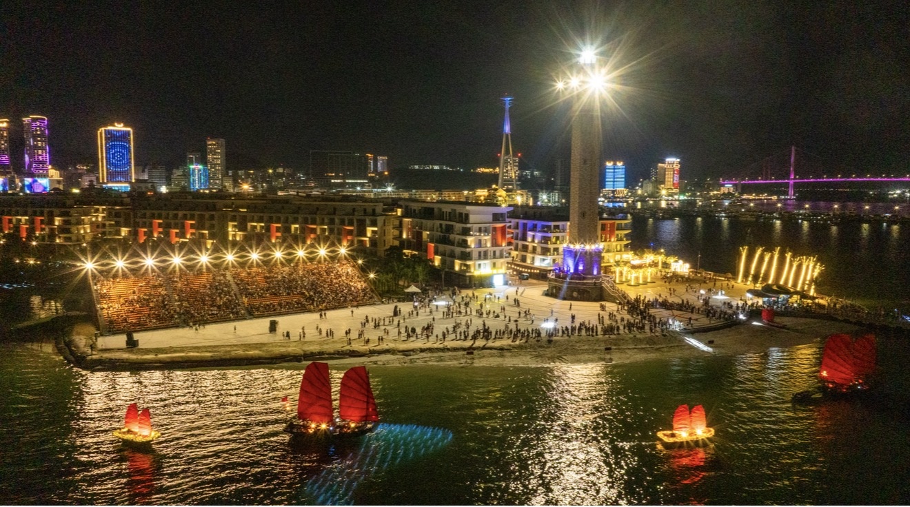 Sun Group khai trương tổ hợp giải trí ẩm thực VUI-Fest Ha Long