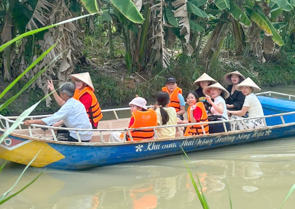 Sôi động du lịch Cần Thơ, các điểm sinh thái hút khách dịp lễ