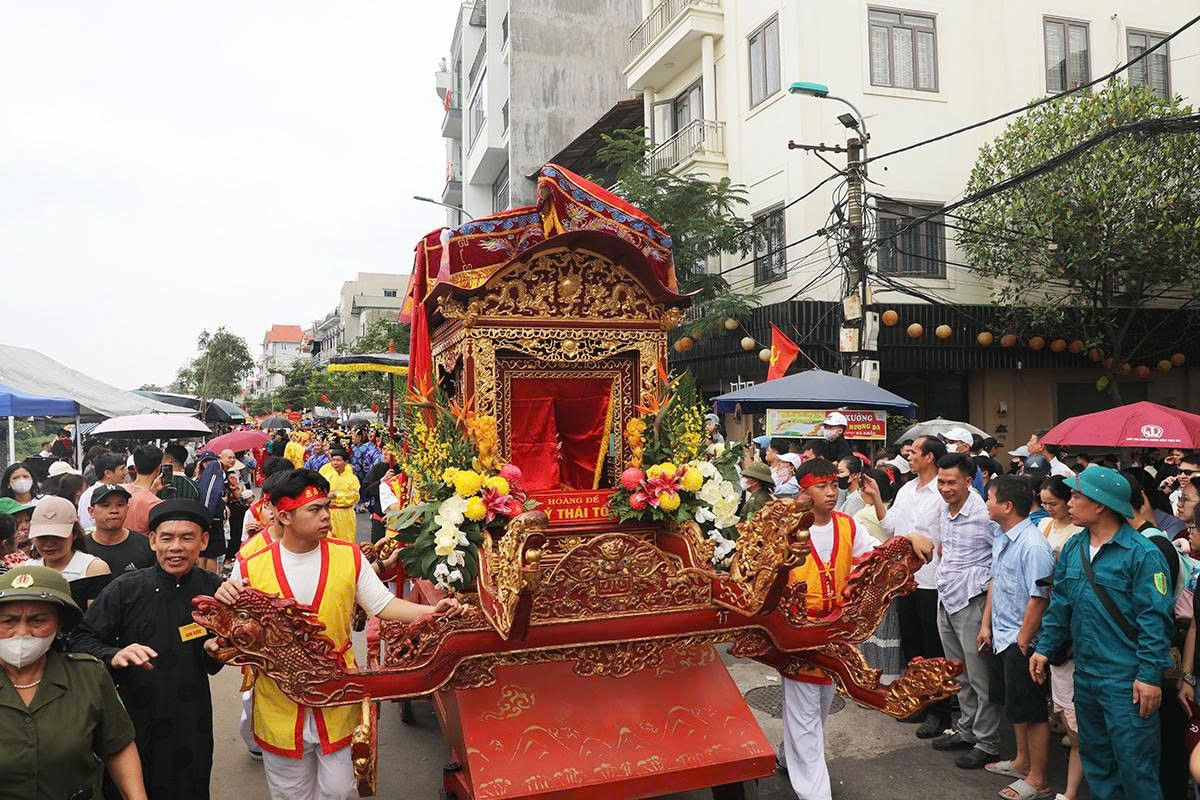 Bắc Ninh: Tưng bừng khai hội Đền Đô năm 2026