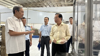 Làng nghề bánh kẹo truyền thống Ô Môn đẩy mạnh sản xuất, phát triển kinh tế